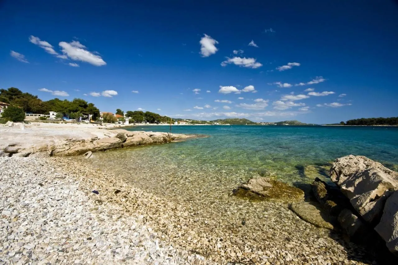 Room In Pakostane With Sea View, Balcony, Air Conditioning, W-Lan 3475-6 0*,  Croatia